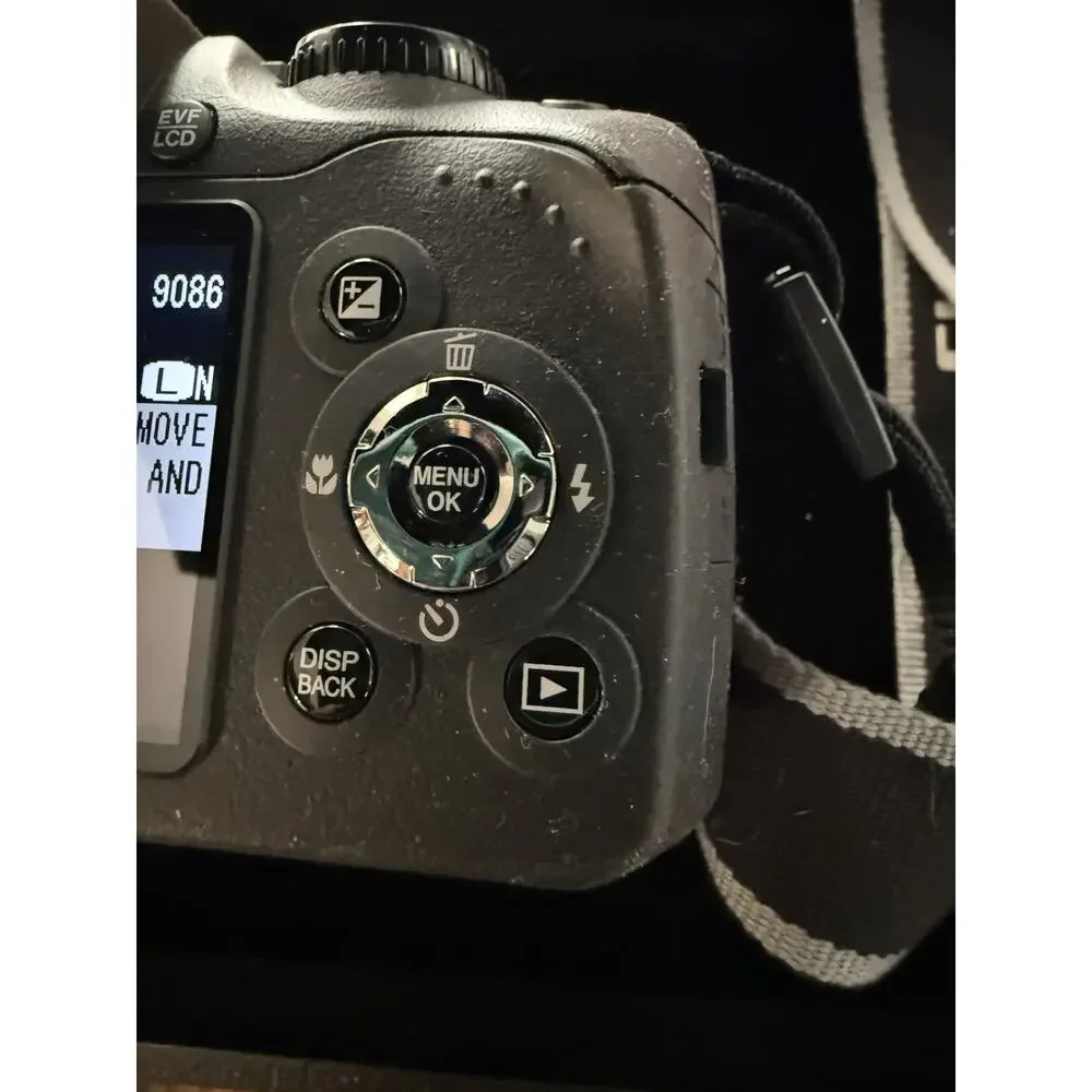 Fujifilm FinePix SL300 Digital Camera 14MP 30x Zoom w/ Accessories & SD Card